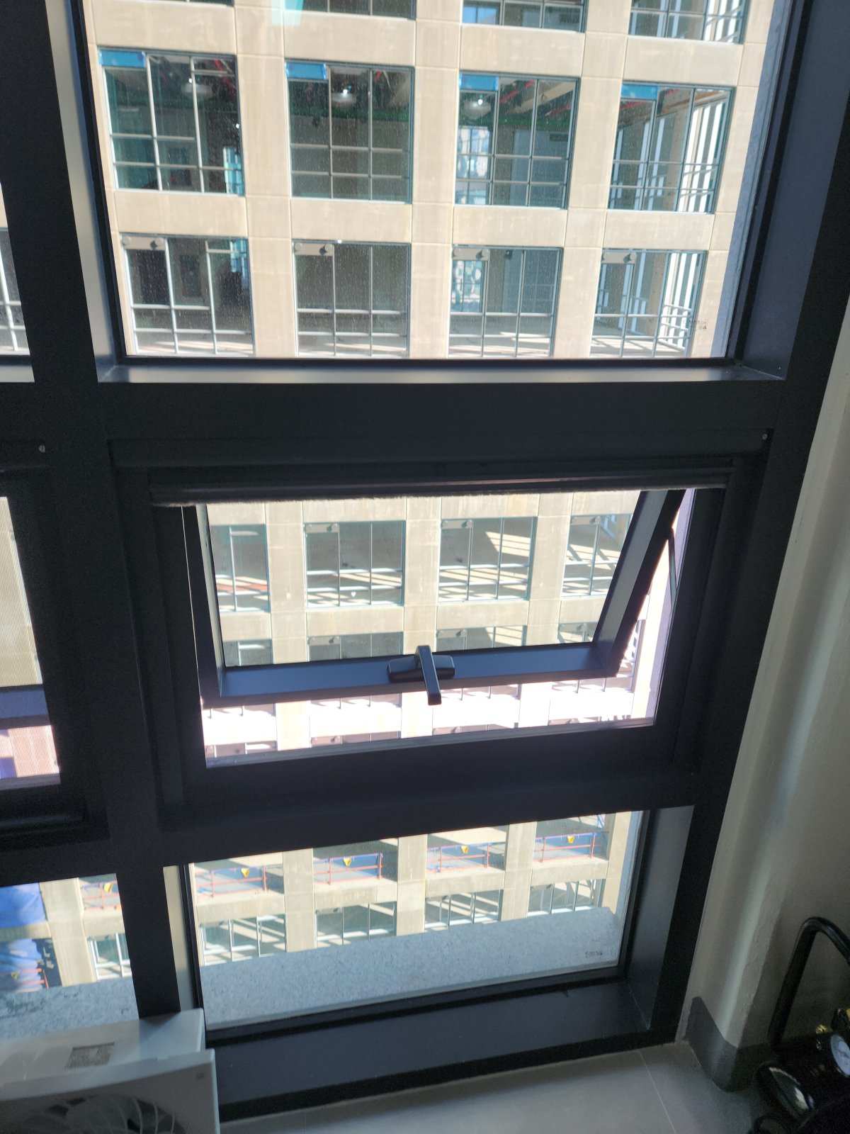 수원 빌라 환풍기 유리타공