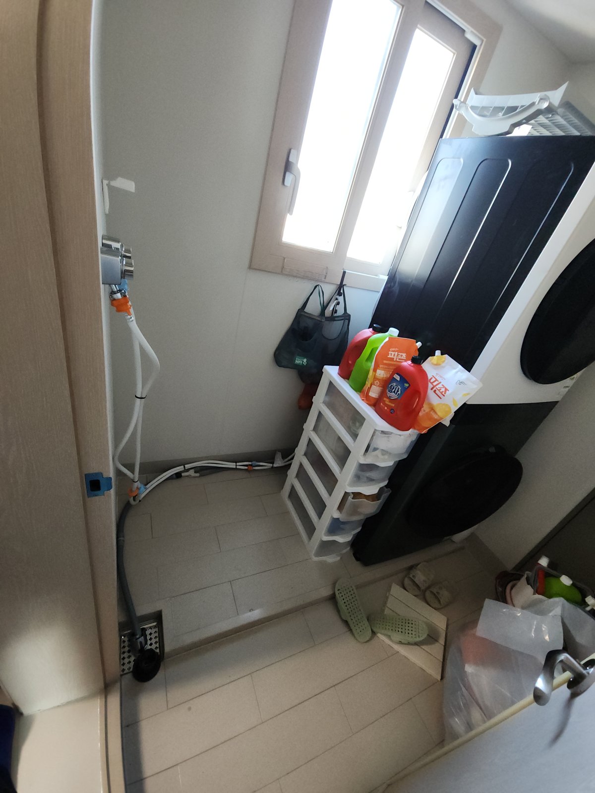 유리 두께별 타공 시공 비교